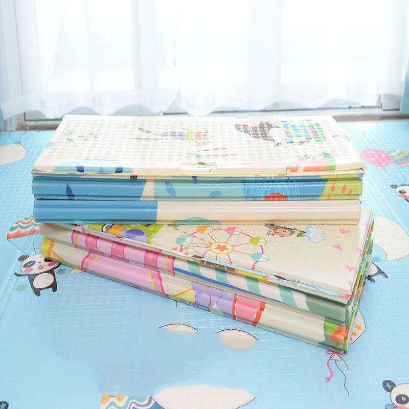 Thickened Cold Insulation Folding Baby Crawling Mat/ Alfombra plegable y acolchada para gatear (con aislamiento térmico)